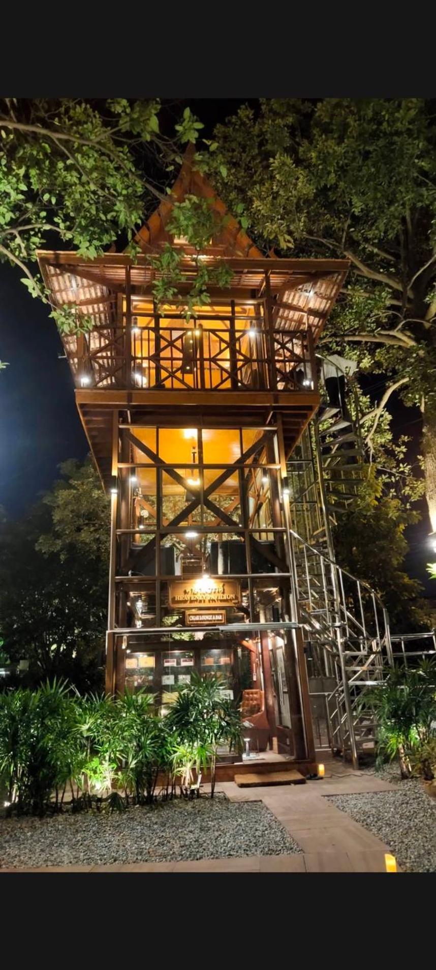 Sugar Hut Resort&restaurant Resort