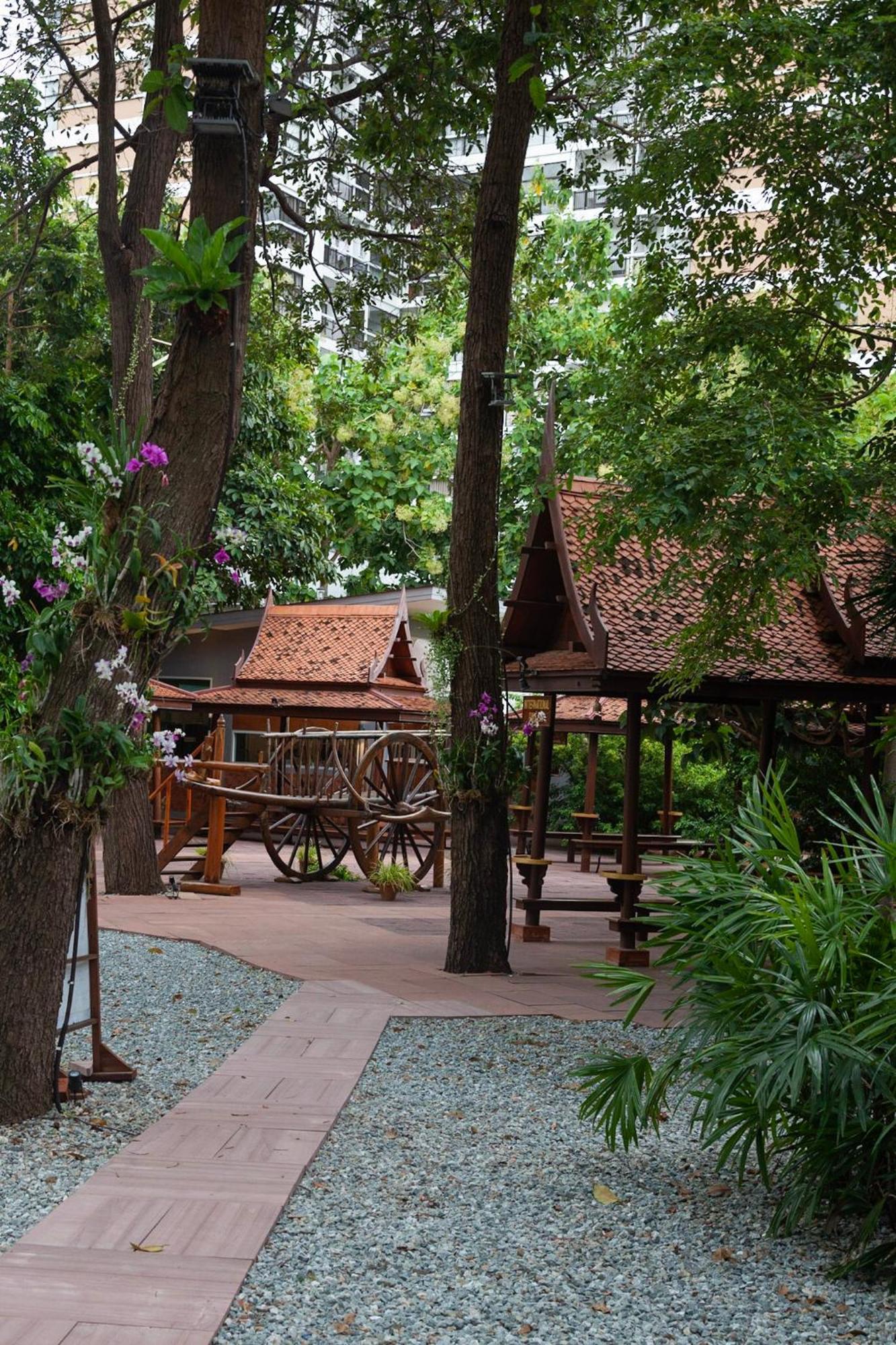Resort Sugar Hut Resort&restaurant Pattaya