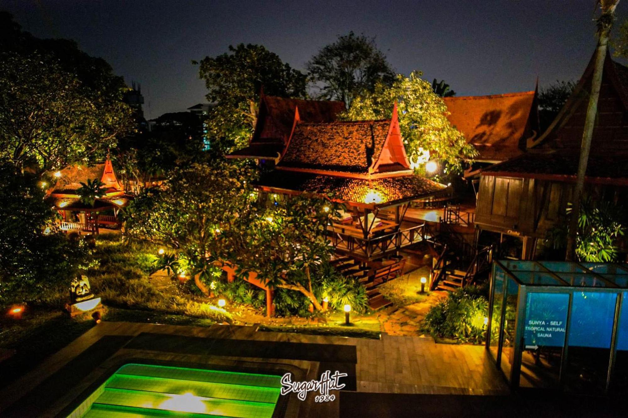 Sugar Hut Resort&restaurant Resort Pattaya